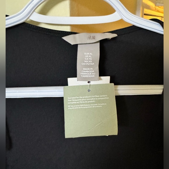 Women’s top/ bodysuit - Picture 3 of 4